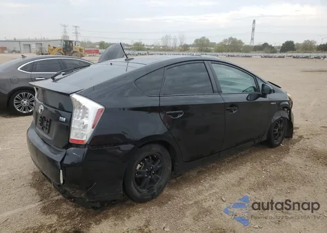 2010 Toyota Prius z USA, uszkodzony, nr VIN JTDKN3DU5A0057868
